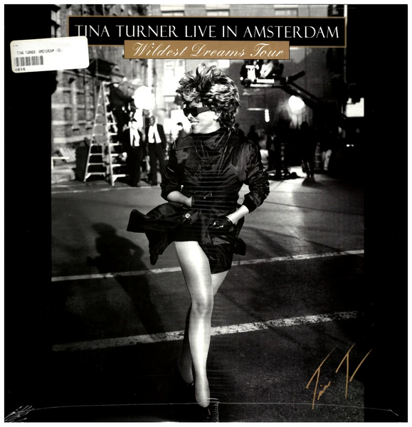 Tina Turner Live in Amsterdam: Wildest Dreams Tour [Laserdisc]